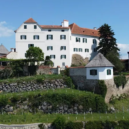 Schloss *