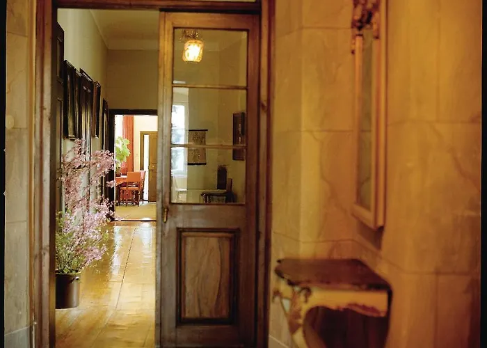 Schloss * 卡芬斯蒂恩